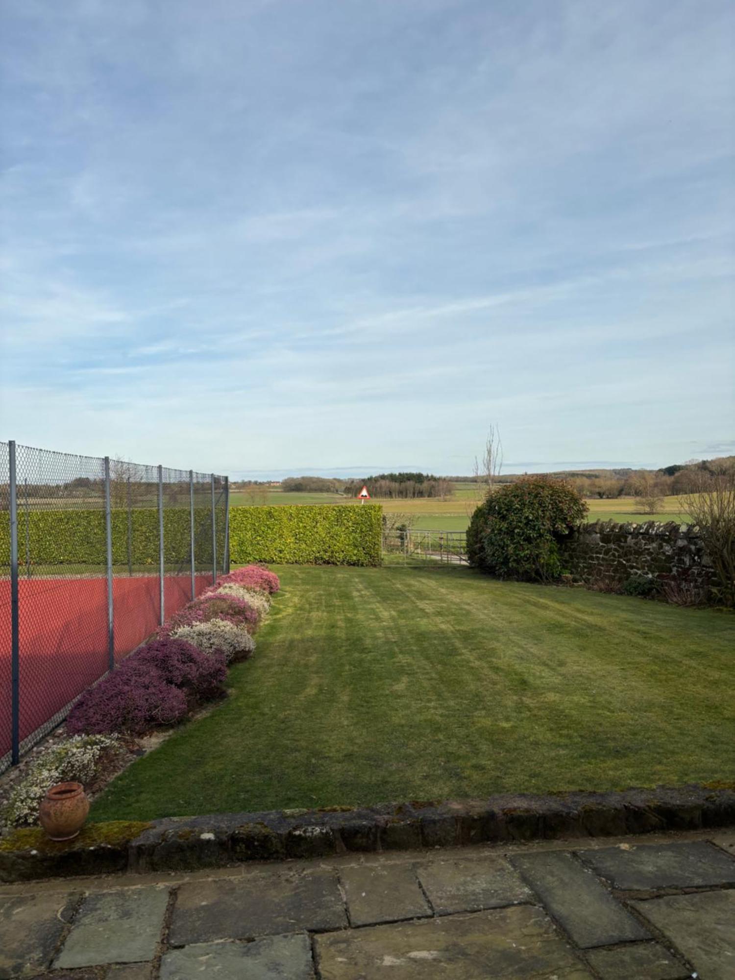 뉴포트 Courtside Barn, Lynn, Newport 빌라 외부 사진